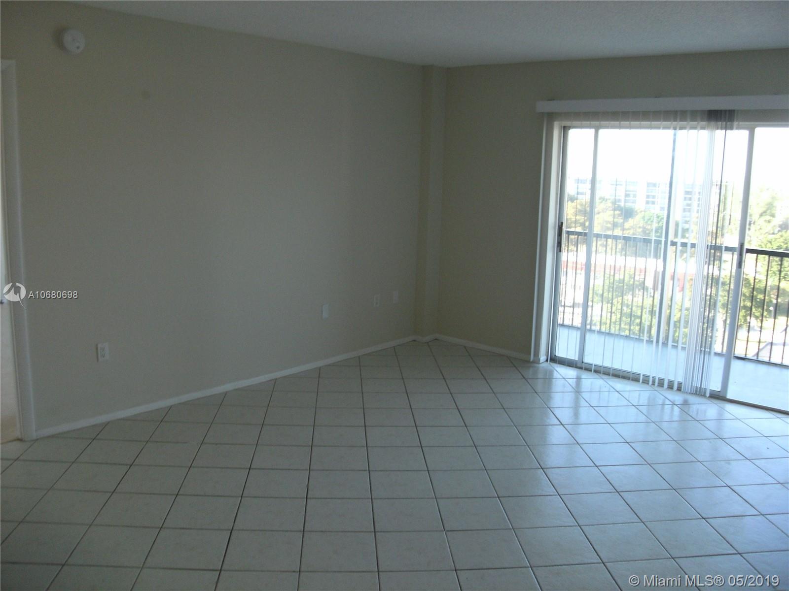 GE DIGITAL CAMERA 4174 Inverrary Dr # 911, Lauderhill FL 33319 — #A10680698