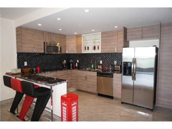 19370 COLLINS AV SEASONAL # 1611, Sunny Isles Beach FL 33160 — #A2208837