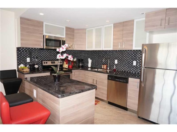 19370 COLLINS AV SEASONAL # 1007, Sunny Isles Beach FL 33160 — #A2208851