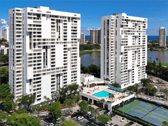 20225 NE 34th Ct # 817, Aventura FL 33180 — #A11721726