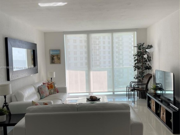 3801 S OCEAN DR # 7X, Hollywood FL 33019 — #A1991624