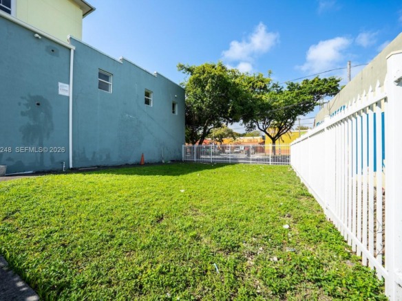 1525 NW 3rd Ave, Miami FL 33136 — #A11142248