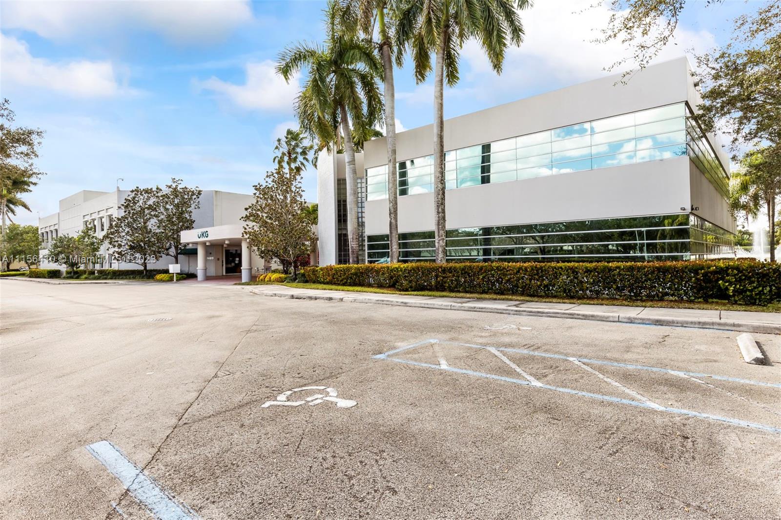 1ad5be0d-419 1455 N Park Dr, Weston FL 33326 — #A11156410
