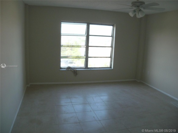 4174 Inverrary Dr # 911, Lauderhill FL 33319 — #A10680698
