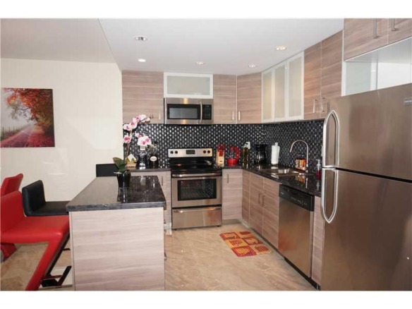 19370 COLLINS AV SEASONAL # 1007, Sunny Isles Beach FL 33160 — #A2208851