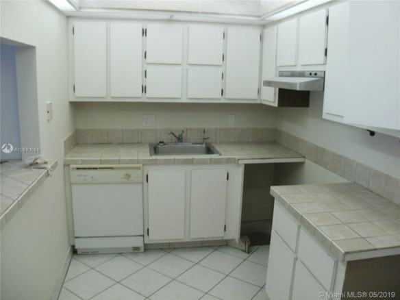 4174 Inverrary Dr # 911, Lauderhill FL 33319 — #A10680698