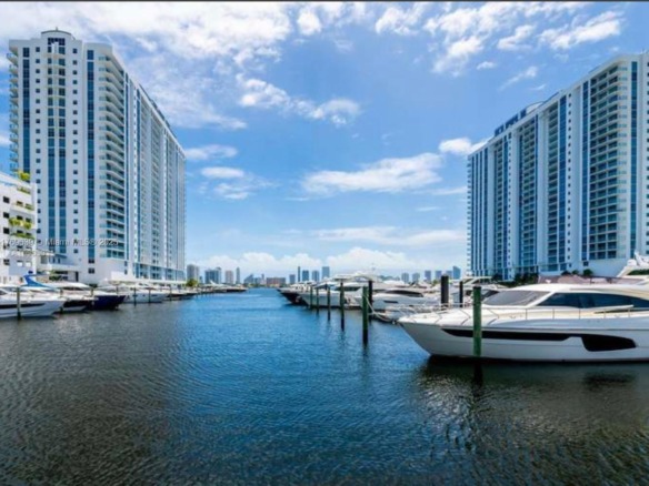 17211 Biscayne Blvd BS-10, North Miami Beach FL 33160 — #A11769639