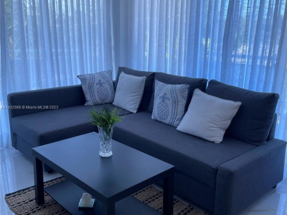 00 Palenque # 302, DR — #A11432566
