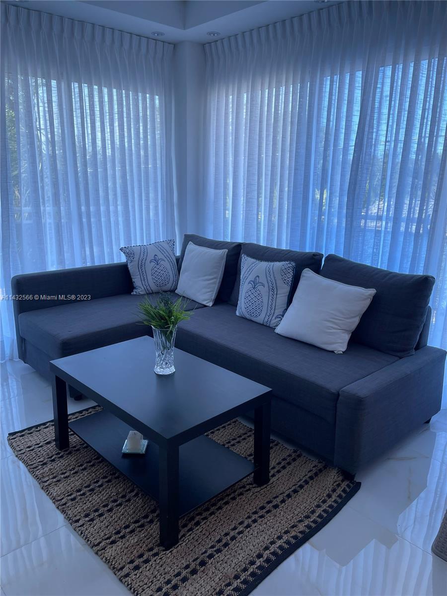 00 Palenque # 302, DR — #A11432566