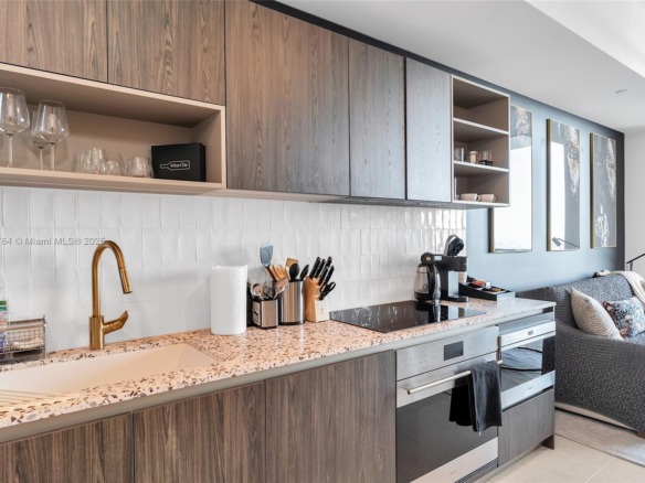 601 NE 1st Ave # 4907, Miami FL 33132 — #A11809764