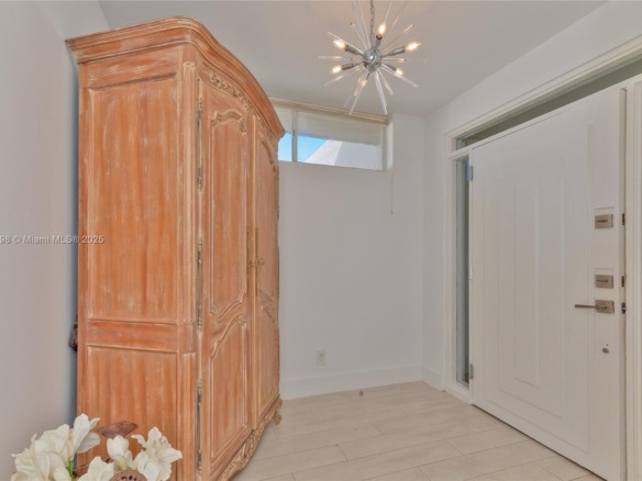 101 Crandon Blvd # 480, Key Biscayne FL 33149 — #A11814598