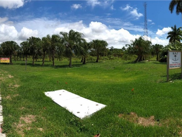 3990 Griffin Road, Hollywood FL 33312 — #F10230426