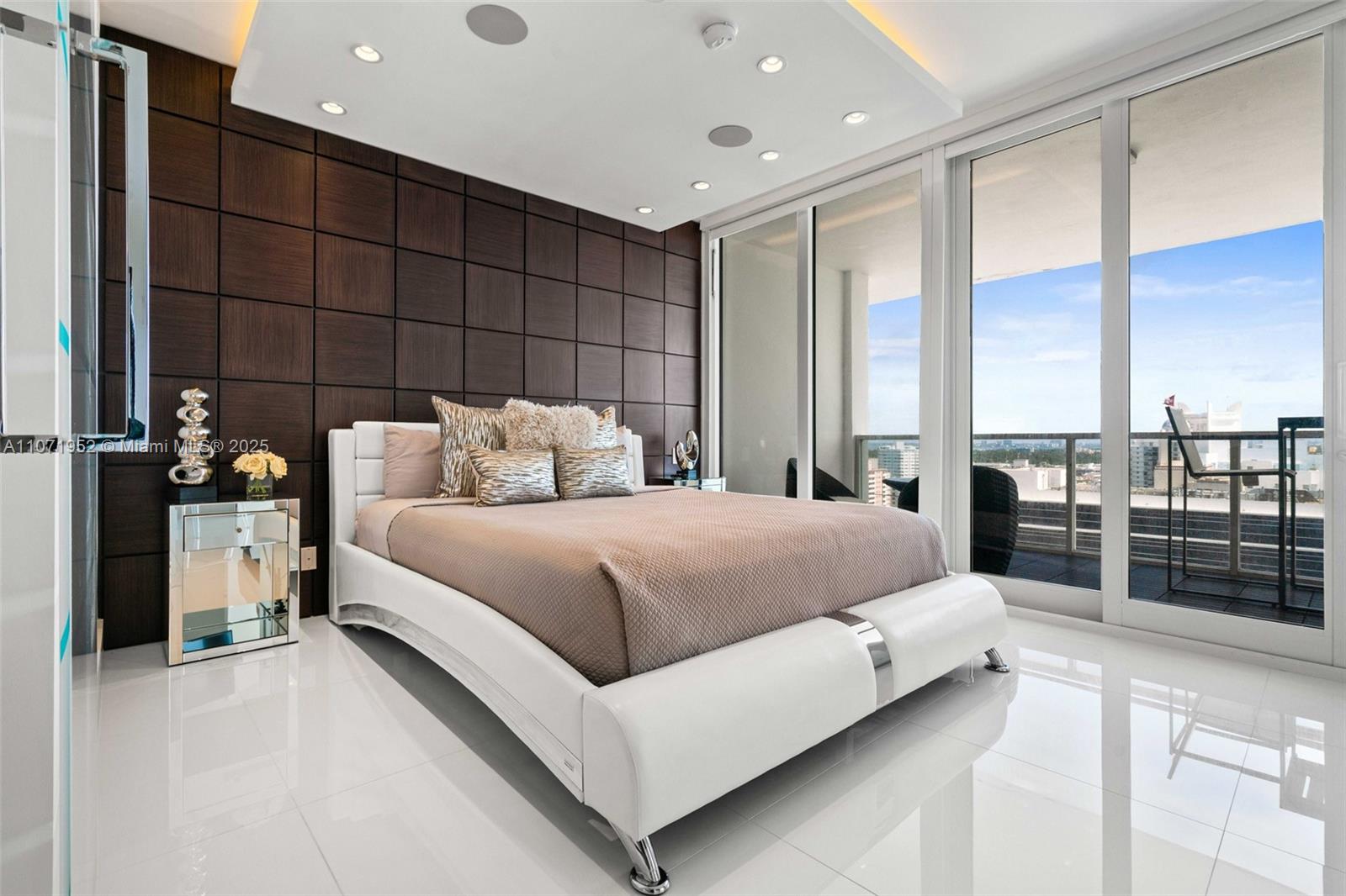 100 Lincoln Rd, Miami Beach FL 33139 — #A11071952
