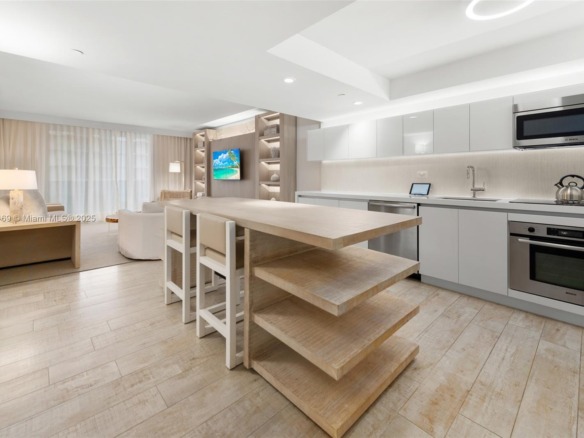 102 24th St # 1211, Miami Beach FL 33139 — #A11112169