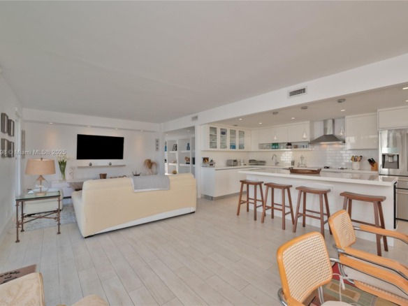101 Crandon Blvd # 480, Key Biscayne FL 33149 — #A11814598