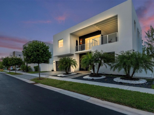 10055 NW 77th St, Doral FL 33178 — #A11941483