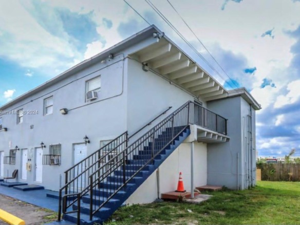 421 NW 12th St, Florida City FL 33034 — #A11528411