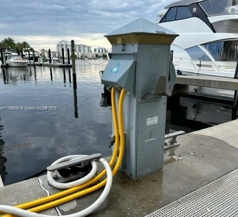 17211 Biscayne Blvd BS-10, North Miami Beach FL 33160 — #A11769639