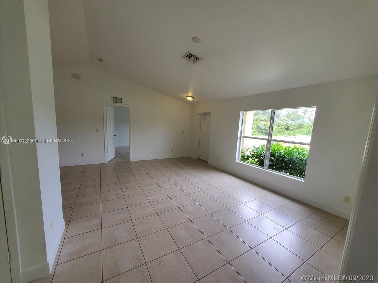 84b12bae-110 466 rewing st, Lehigh Acres FL 33974 — #A11638012