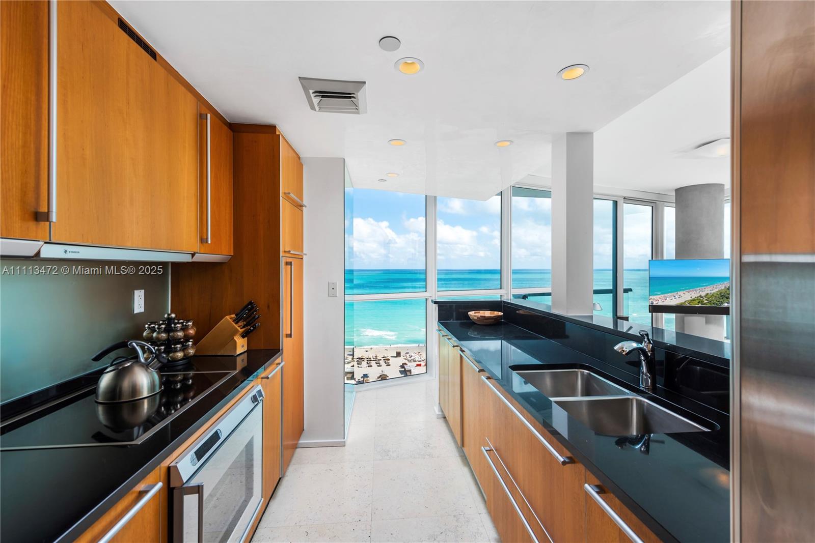84b12bae-326 101 20th St # 2208, Miami Beach FL 33139 — #A11113472