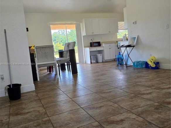 466 rewing st, Lehigh Acres FL 33974 — #A11638012
