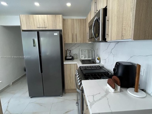 2222 Carretera Sanchez # 202, CA 91000 — #A11453083