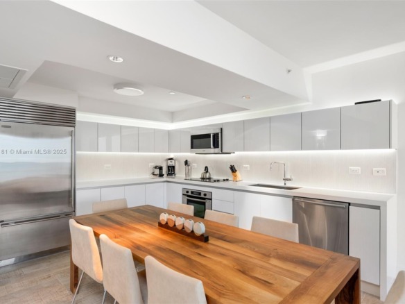 102 24th St # 1219, Miami Beach FL 33139 — #A11112181