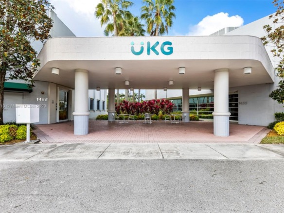 1455 N Park Dr, Weston FL 33326 — #A11156410