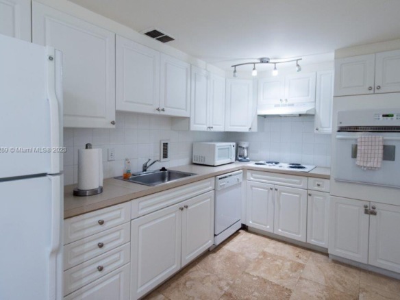3901 S Ocean Dr # 1H, Hollywood FL 33019 — #A11159289