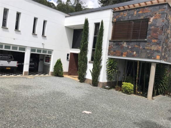 CRA 24 – 36DSUR151 S EL Escobero, AN 055421 — #A11455533