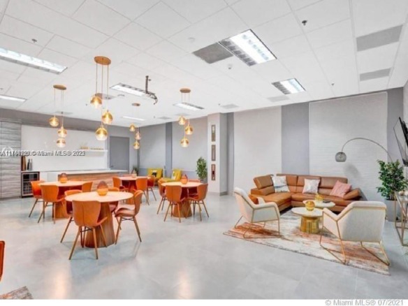 1200 Brickell Bay Dr # 3924, Miami FL 33131 — #A11748559